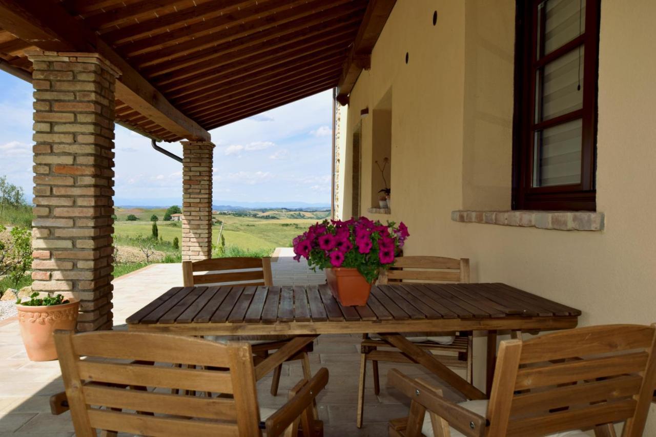 I Tre Casali Lägenhet Volterra Exteriör bild