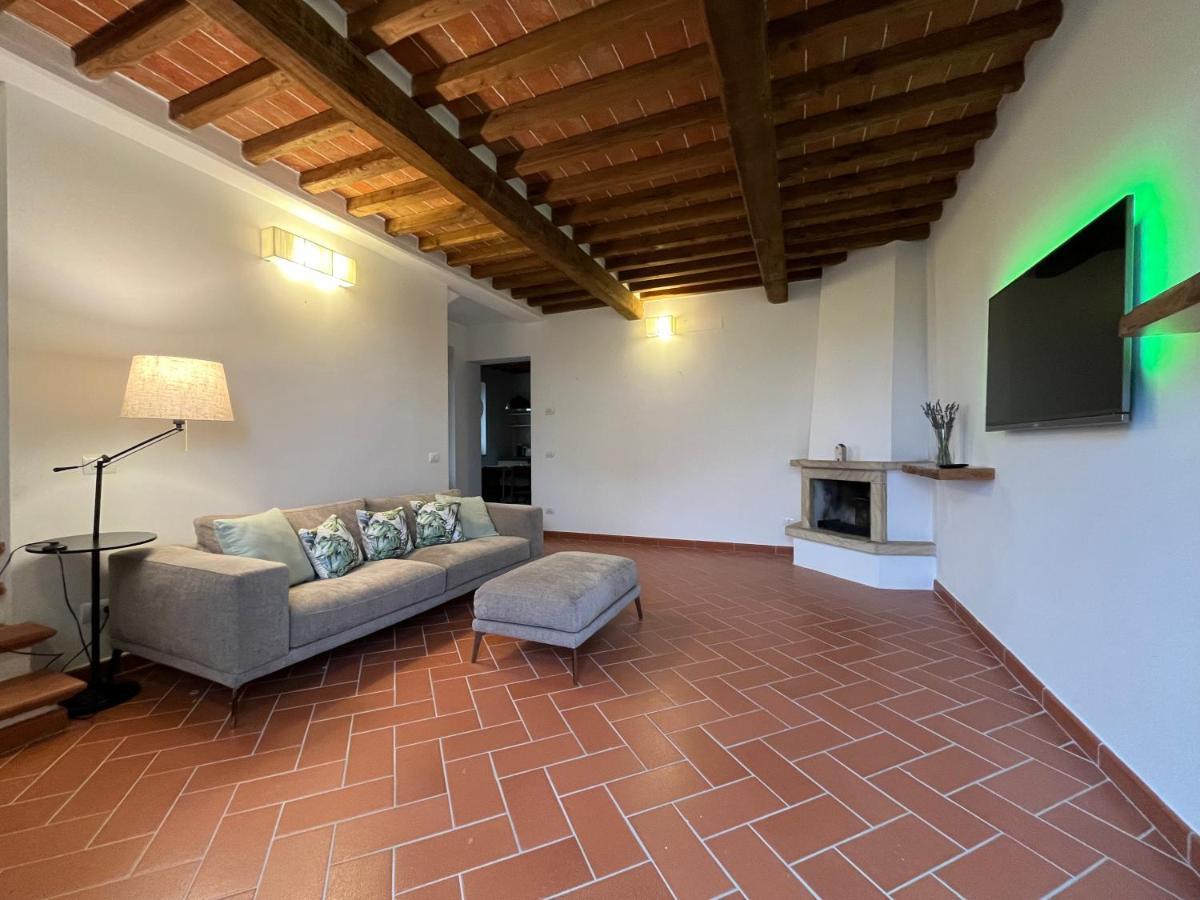 I Tre Casali Lägenhet Volterra Exteriör bild